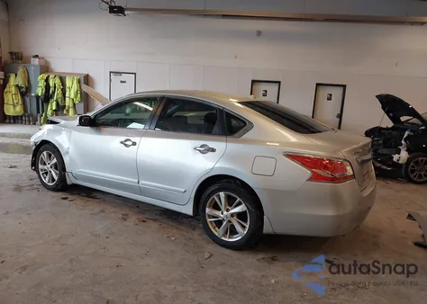 2014 Nissan Altima 2.5 Sv из США, поврежденный, VIN 1N4AL3AP0EC108316